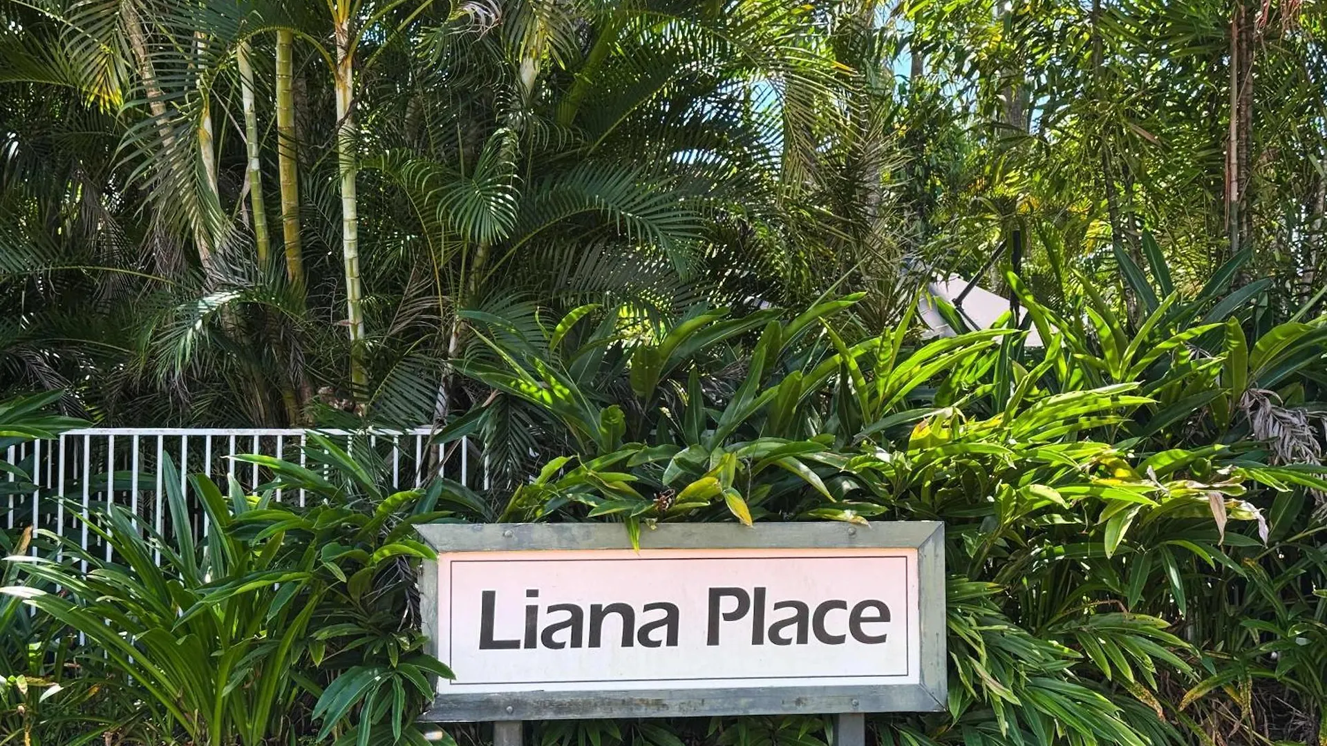 Liana One Coastal Mission Vibe One Bedroom Mission Beach Apartament