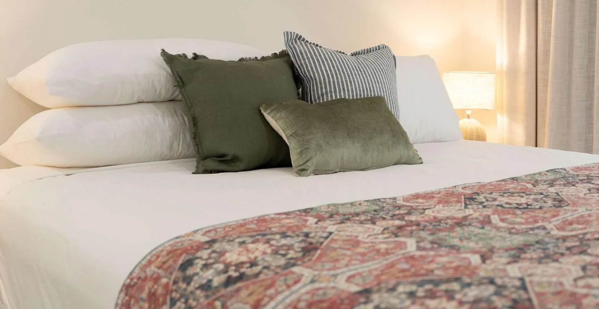 Liana One Coastal Mission Vibe One Bedroom Mission Beach Australia