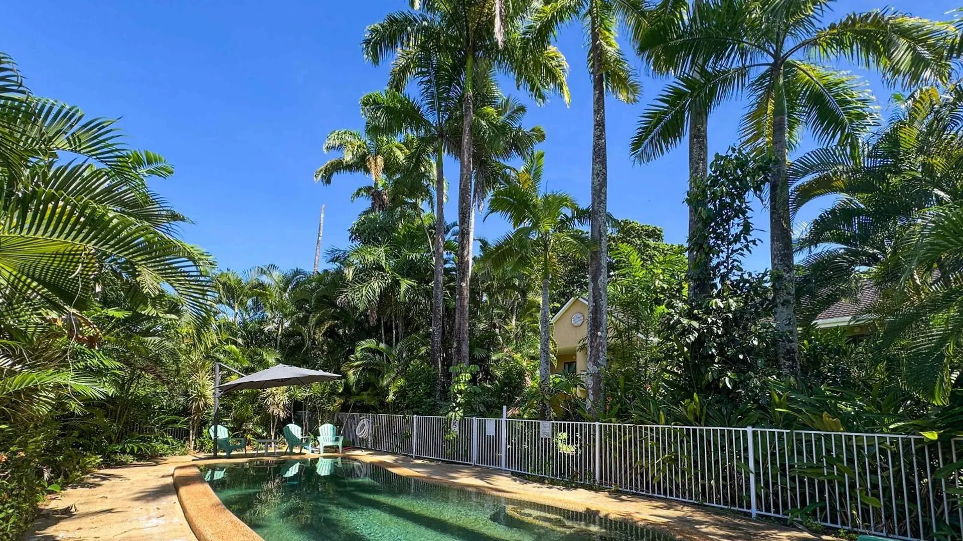Liana One Coastal Mission Vibe One Bedroom Mission Beach 0*,